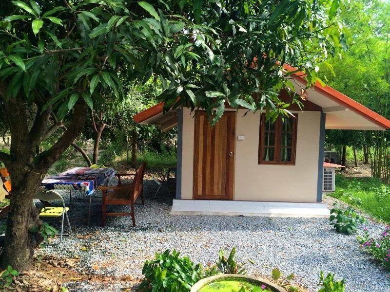 Areeya Resort Watthana Nakhon Exterior photo