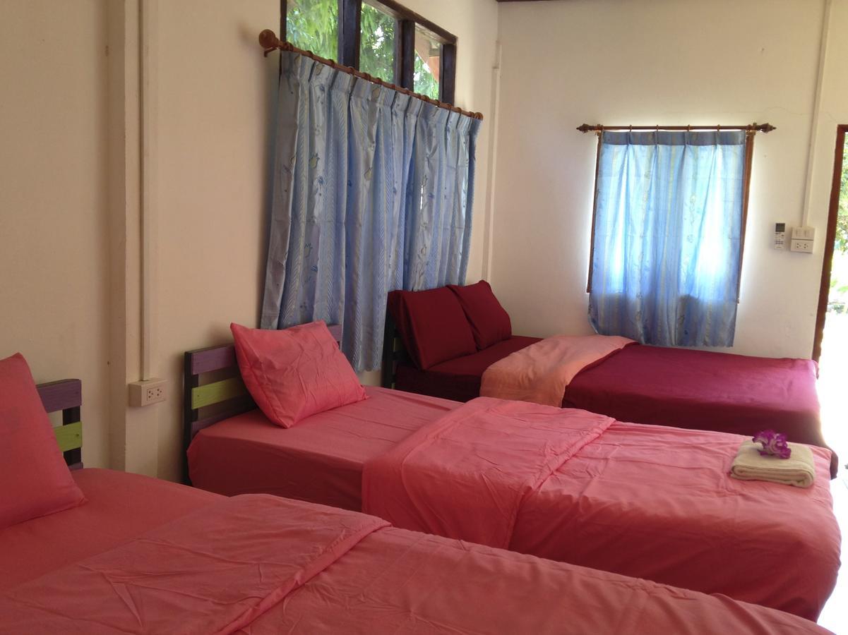 Areeya Resort Watthana Nakhon Exterior photo